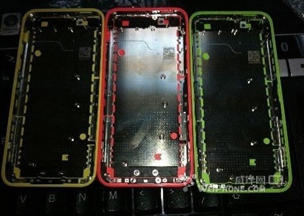 iphone_plastic_yellow_red_green_2