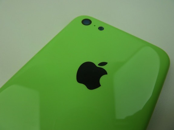 b-iphone-5c-leak-green-2