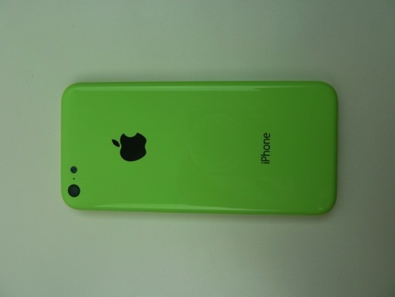 b-iphone-5c-leak-green-3