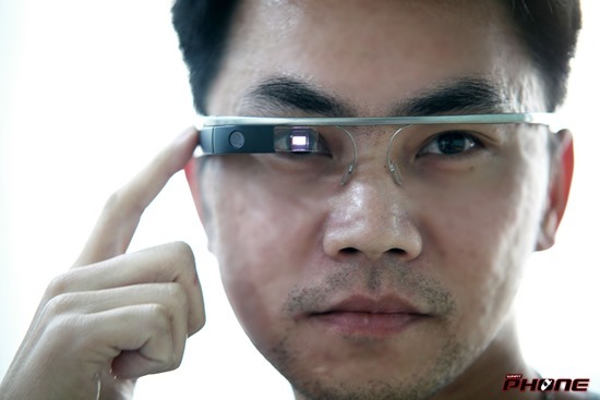Google-Glass-unbox-018