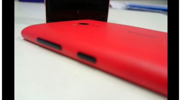 Nokia-Normandy-Leaks-Again-in-Live-Picture