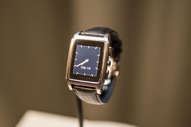vector-smartwatch-baselworld-9