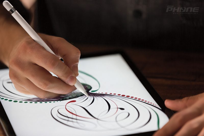 iPad-Pro_Apple-Pencil_Lifestyle2