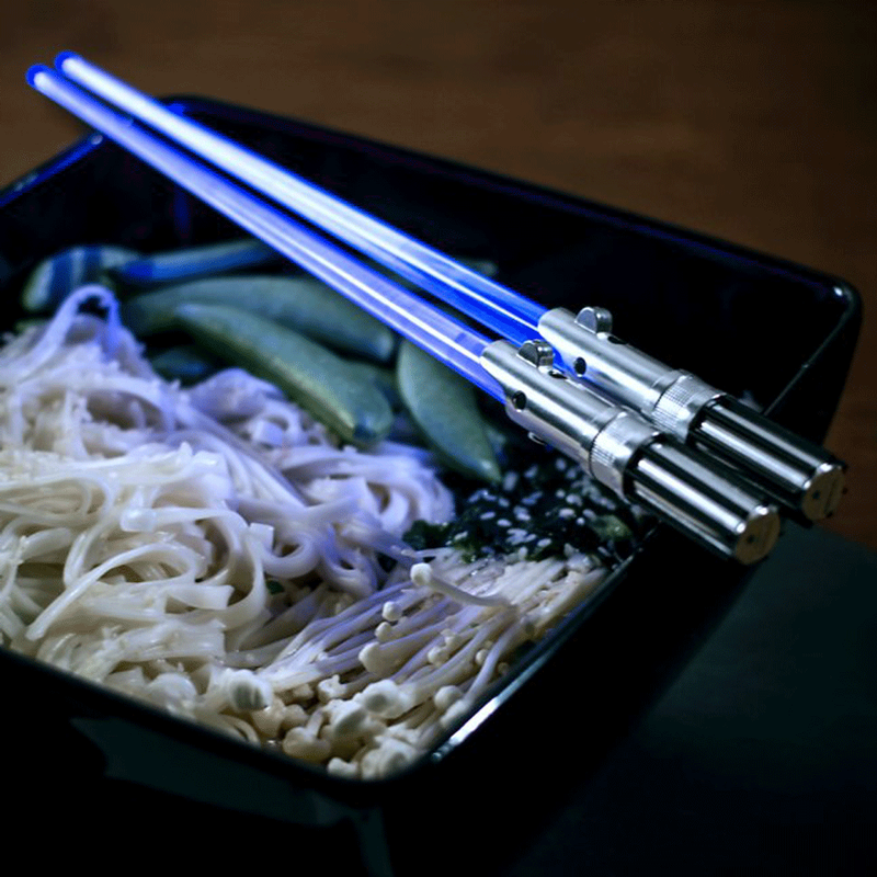 light-saber-chopsticks