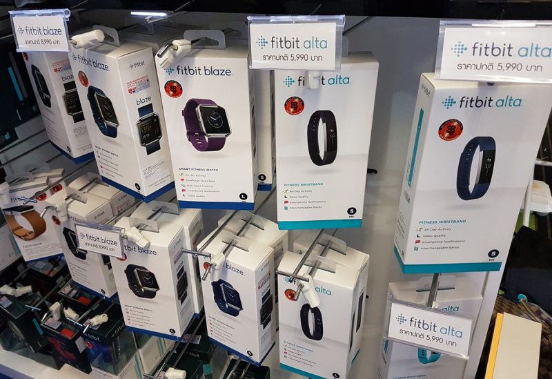 Fitbit ในงานมีของรุ่นใหม่ล่าสุด Blaze และ Alta วางจำหน่ายด้วย สำหรับรุ่น Surge และ Charge HR ลด 10% ด้วยนะ