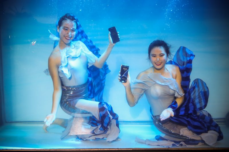 Galaxy S7 Mermaid Show  (4)