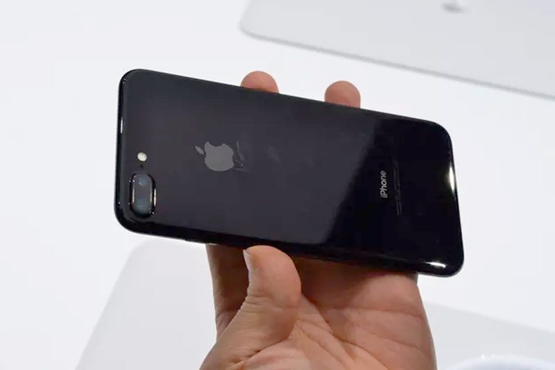 iPhone 7 Jet Black เป็นรอย