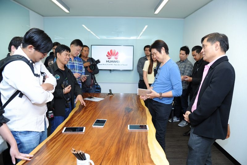 Huawei MediaPad M3 workshop