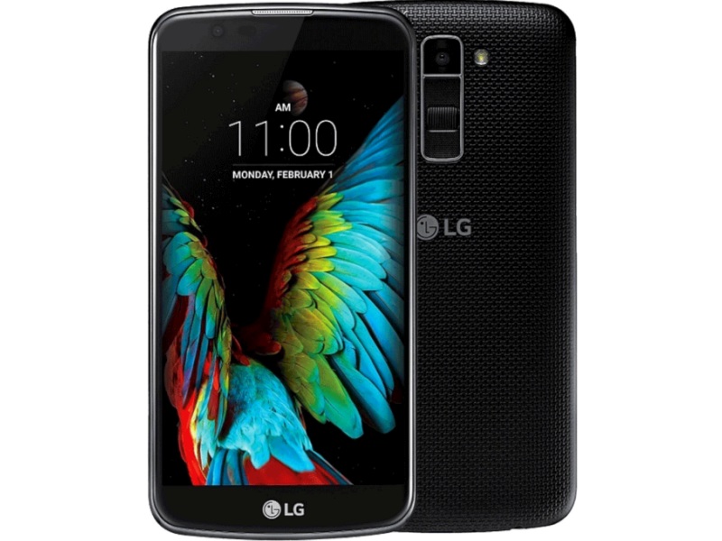 LG K10 (2018) with LG K10 (2017)