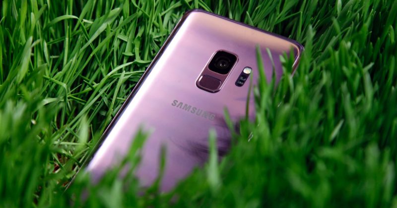 Samsung Galaxy S9 back-feat