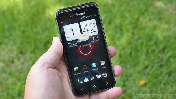 HTC Incredible 4G LTE ออกมินิอัพเดทแก้ปัญหาเรื่องแบตเตอรี่