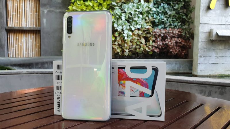 Unboxing Samsung Galaxy A70