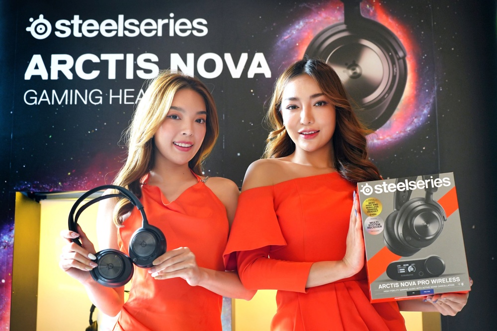 SteelSeries  Arctis Nova