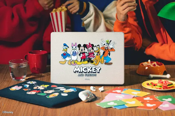 CASETiFY Mickey Mouse